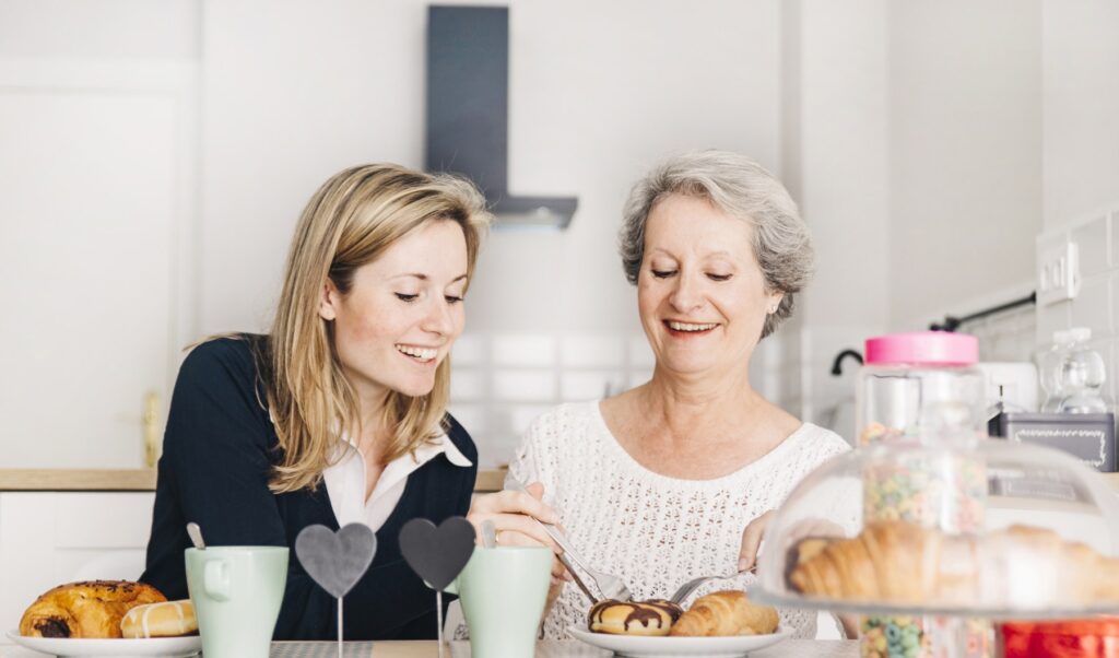 mothers-day-concept-with-breakfast (1)